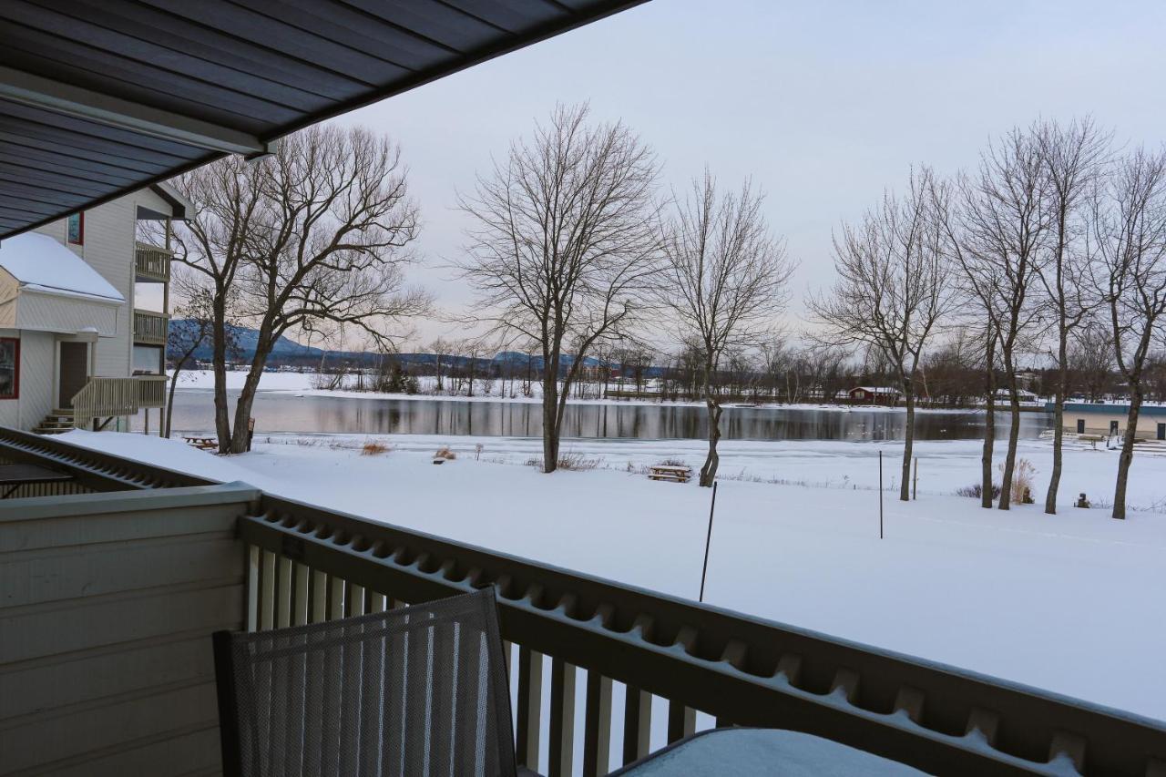 Magog Waterfront Condo Eksteriør bilde